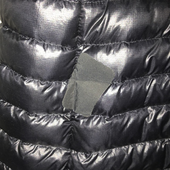 Women’s Patagonia Puffer Jacket - Picture 4 of 4